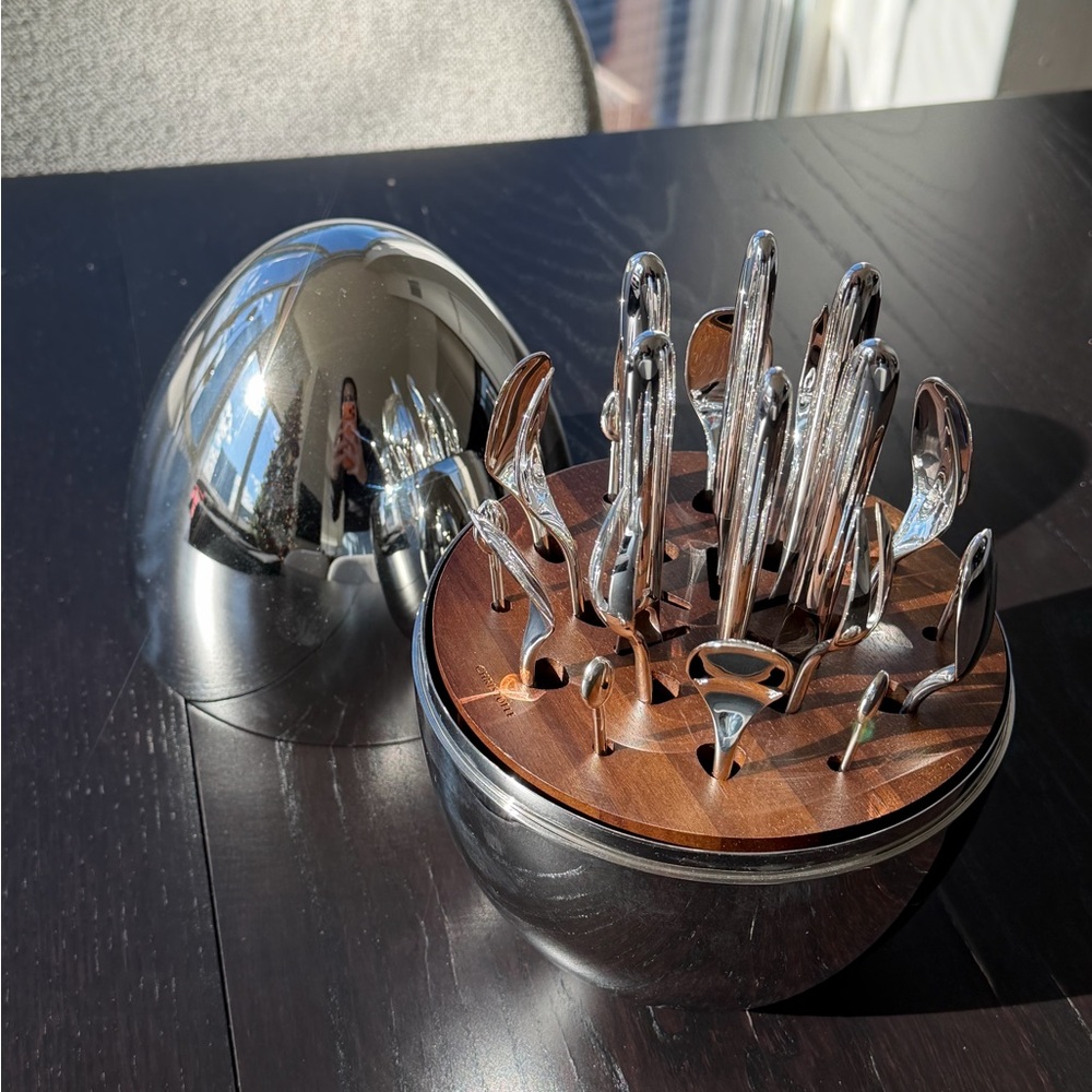 Silver plated 24 piece Egg Set